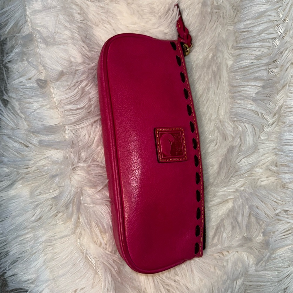 Dooney & Bourke Vintage HTF Florentine Cosmetic Case in fuchsia - Picture 7 of 16